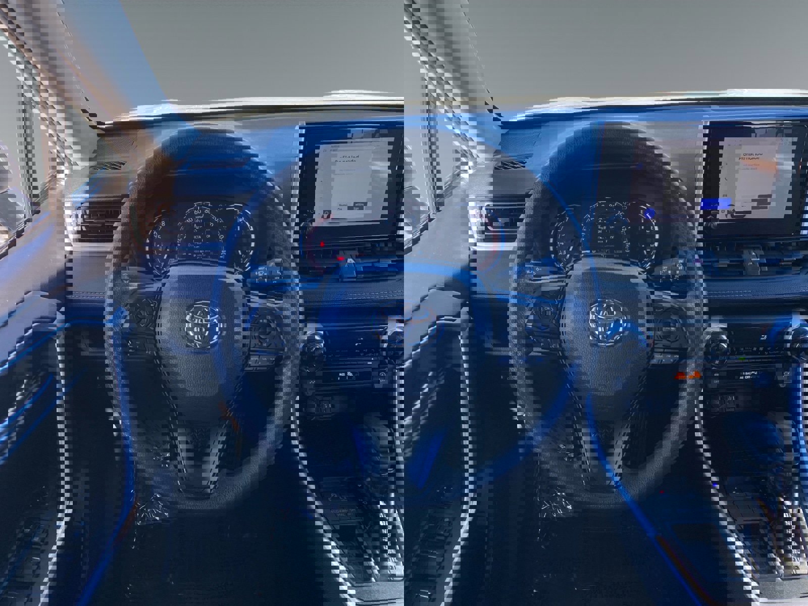 Used 2023 Toyota RAV4 XLE image 12