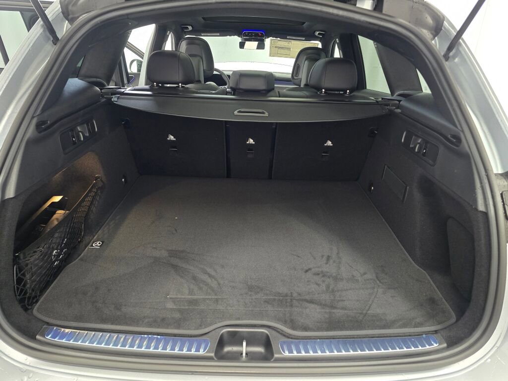 New 2026 Mercedes-Benz GLC 300 4MATIC image 11