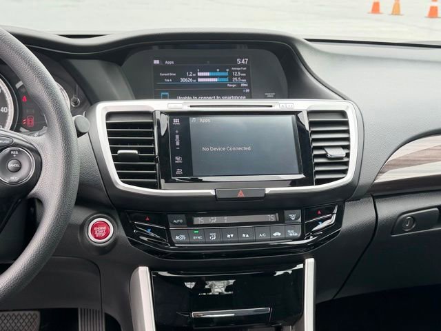 Used 2017 Honda Accord EX image 10