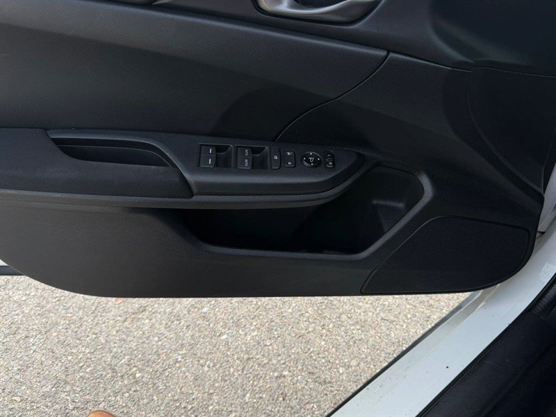 Used 2017 Honda Civic Sport image 14