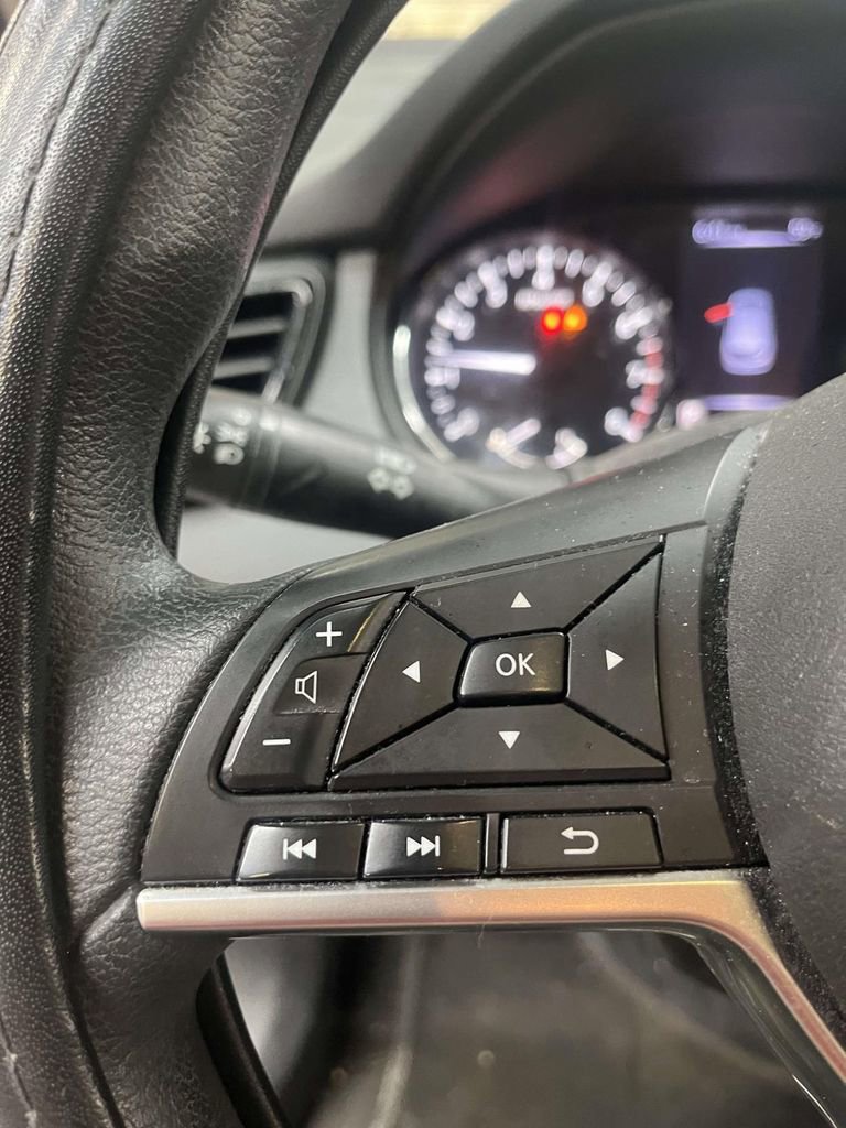 Used 2018 Nissan Rogue Sport S FWD image 20