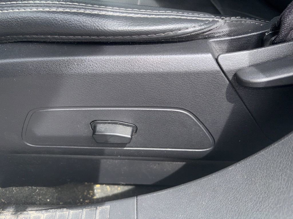 Used 2016 Jeep Patriot High Altitude FWD image 15