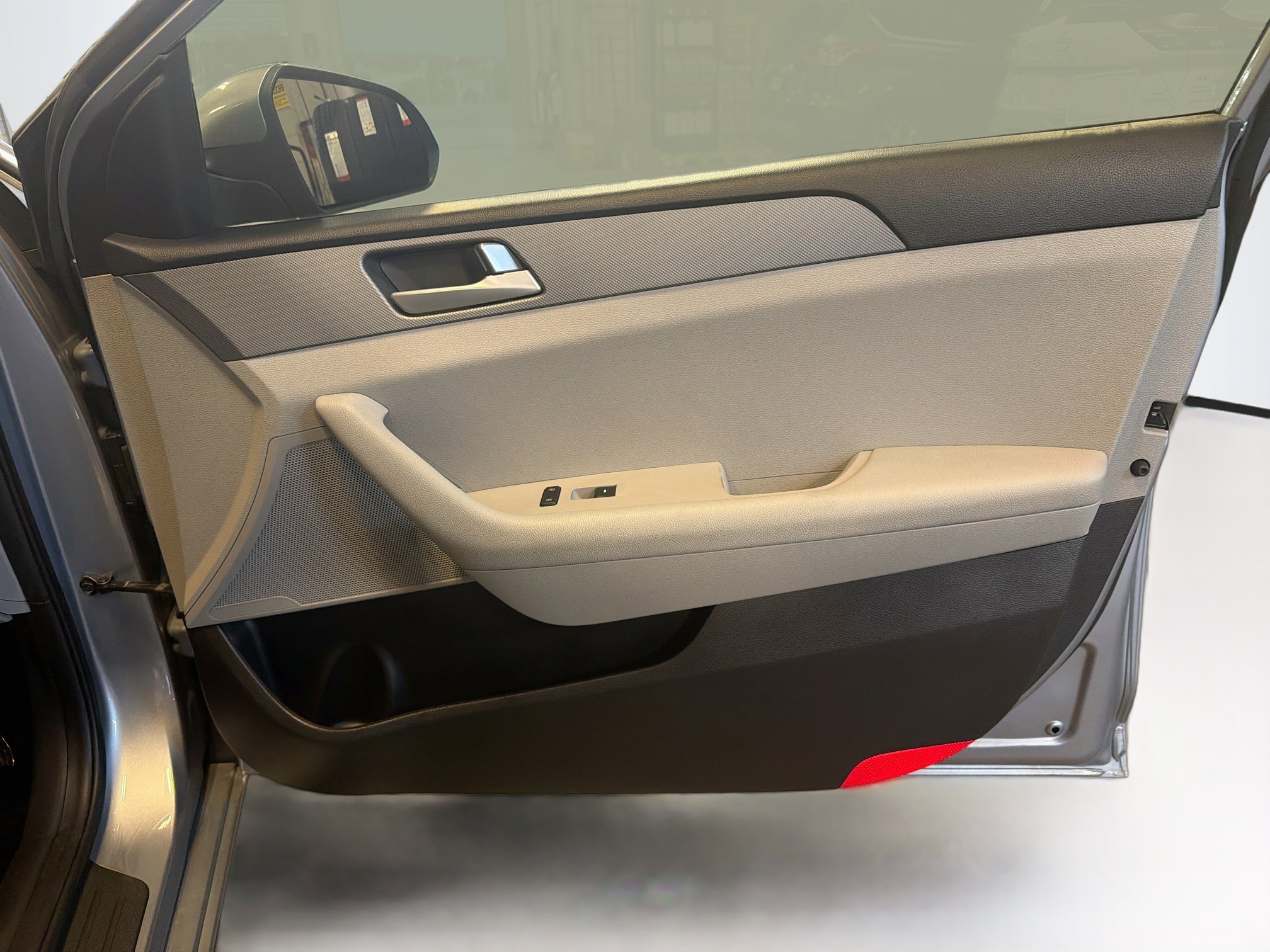 Used 2017 Hyundai Sonata SE w/ Cargo Package FWD image 29