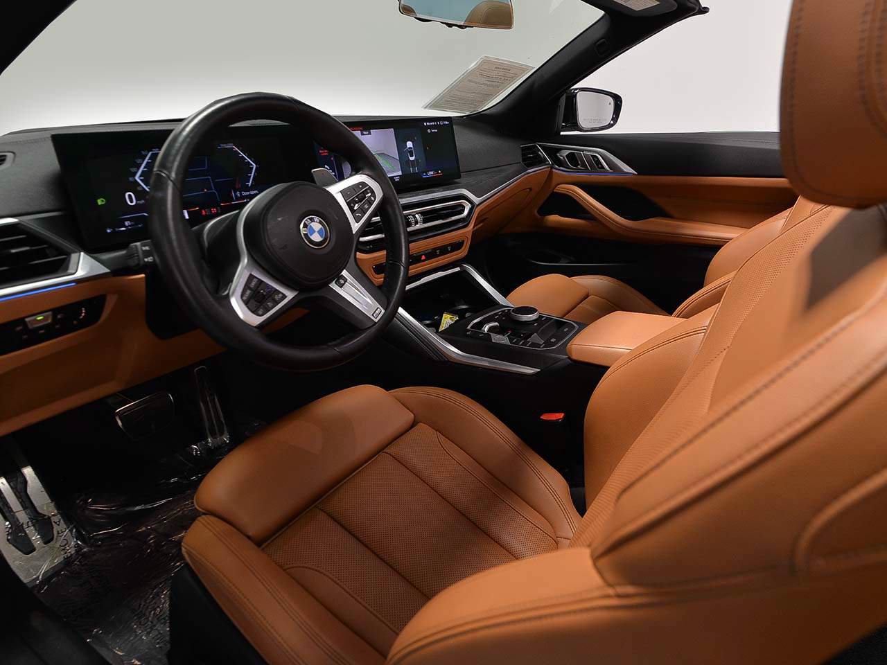 Used 2024 BMW 440i xDrive Convertible w/ Premium Package AWD/4WD image 11