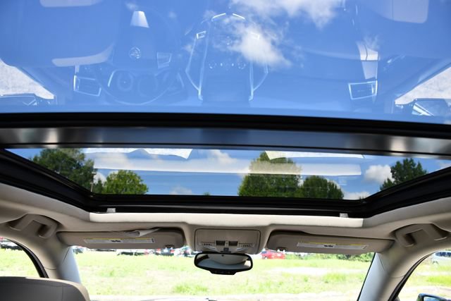 Used 2012 Cadillac SRX Luxury AWD/4WD image 30