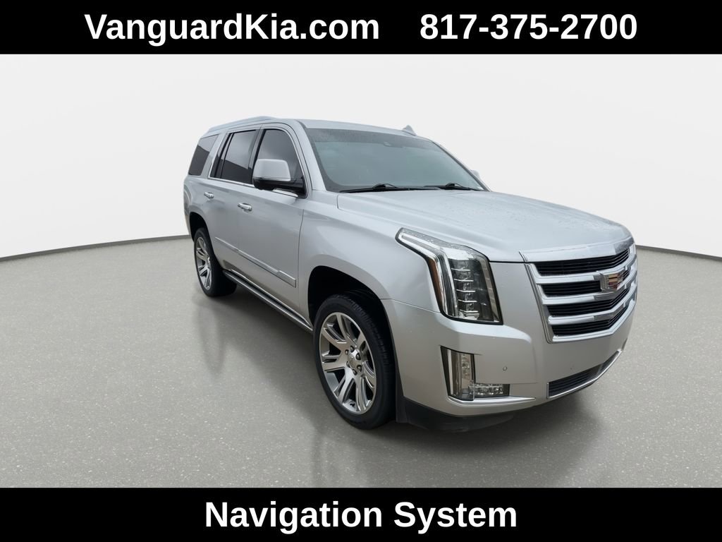 Used 2015 Cadillac Escalade Premium RWD image 2