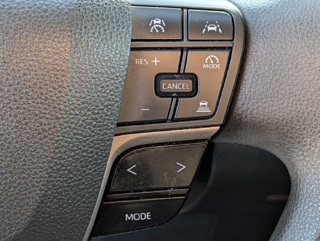 Used 2025 Toyota Camry LE FWD image 21