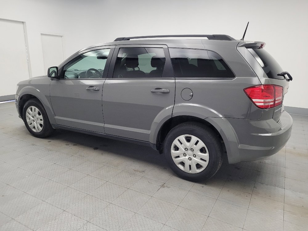 Used 2020 Dodge Journey SE image 3