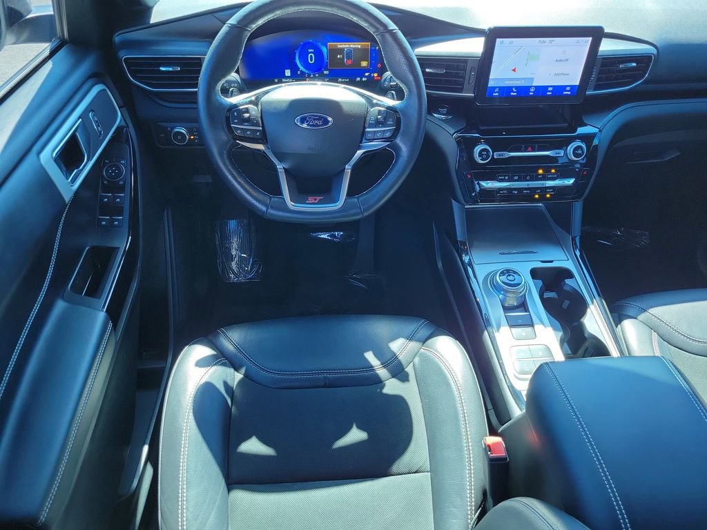 Used 2022 Ford Explorer ST RWD image 16