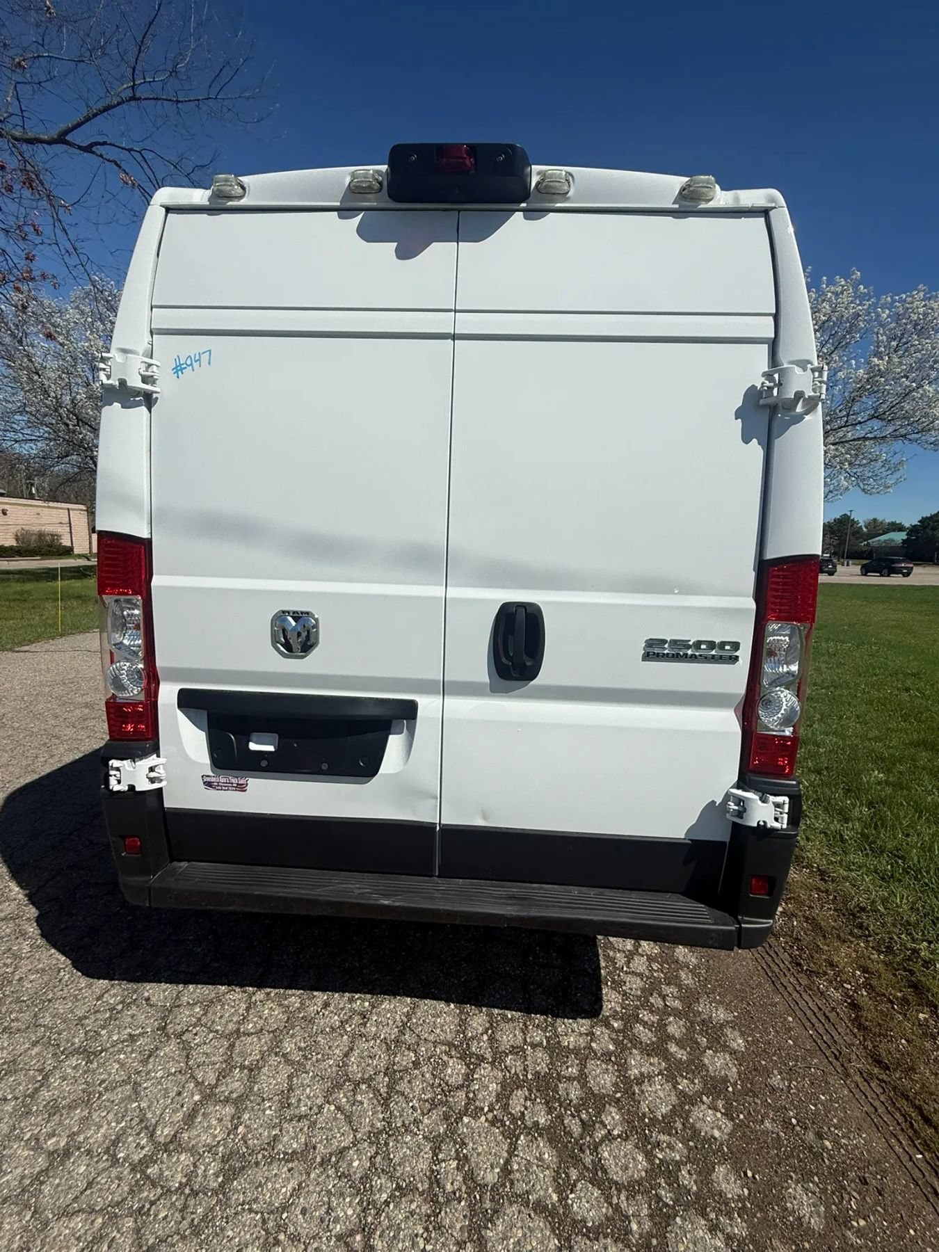 Used 2024 RAM ProMaster 2500 w/ Convenience Group FWD image 7