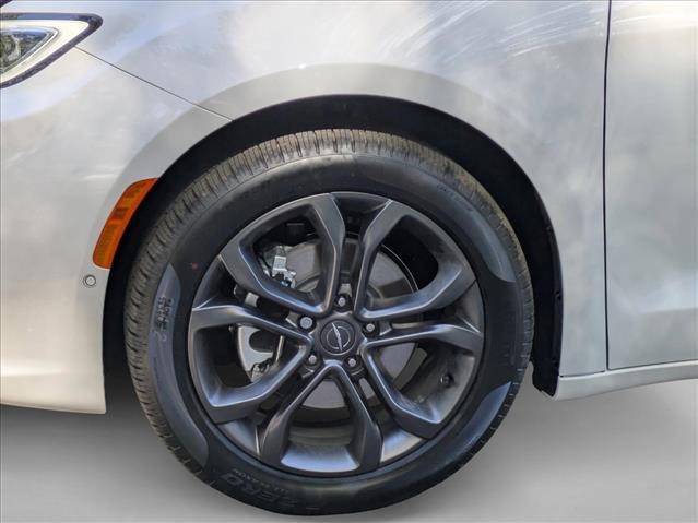 New 2026 Chrysler Pacifica Select image 10