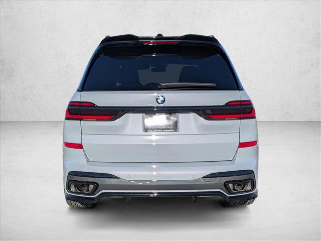 Used 2026 BMW X7 xDrive40i w/ M Sport Package AWD/4WD image 7