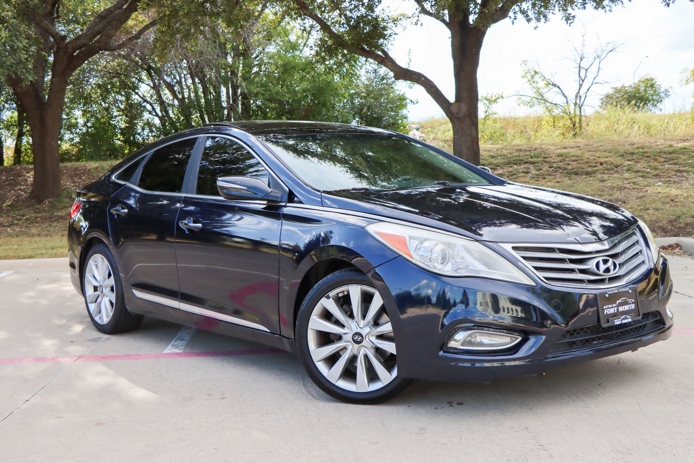 Used 2013 Hyundai Azera w/ Technology Pkg