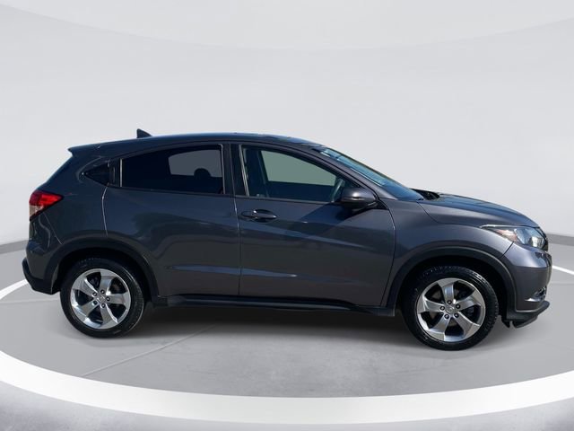 Used 2017 Honda HR-V EX image 4