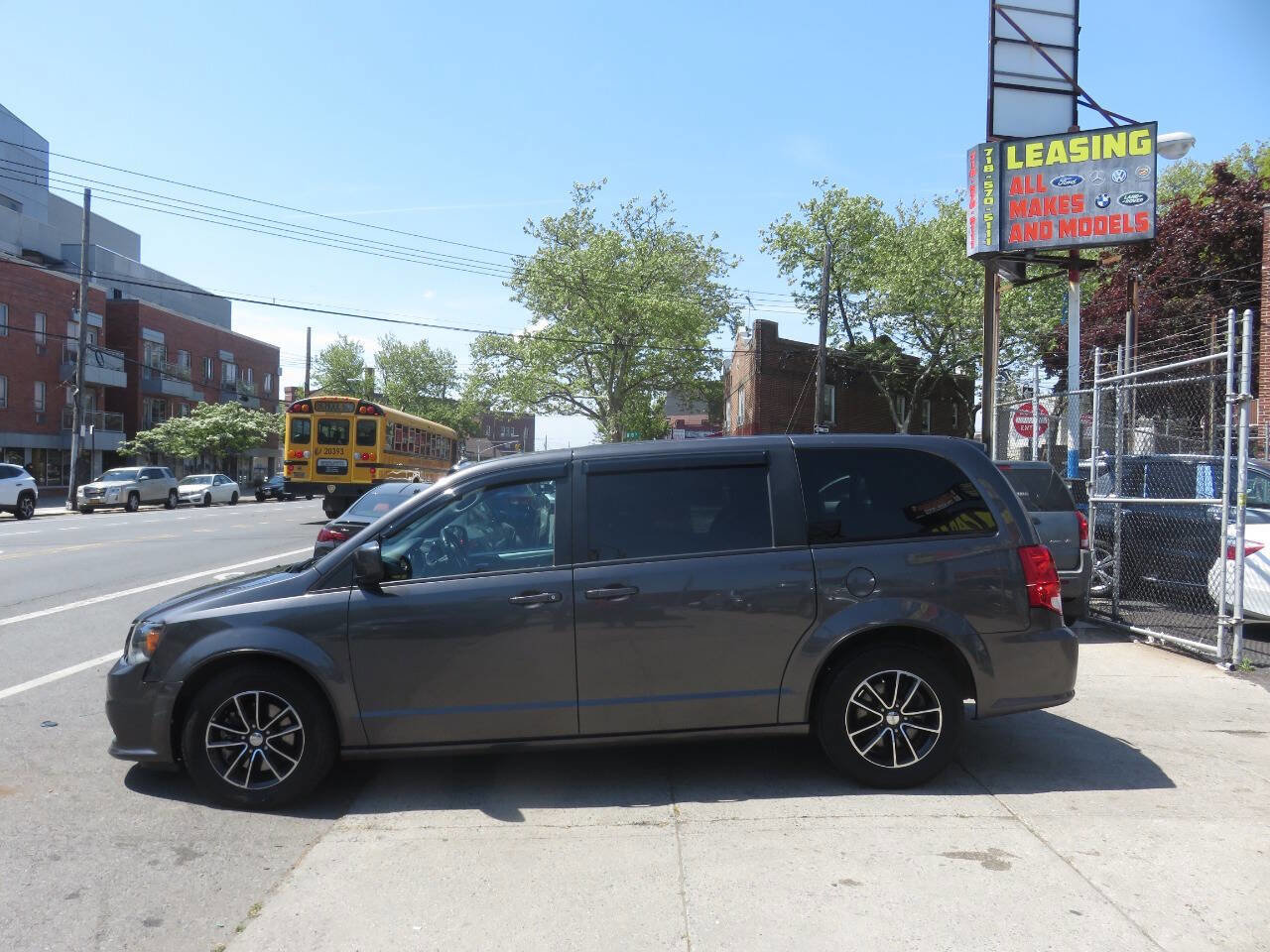 Used 2018 Dodge Grand Caravan GT FWD image 7