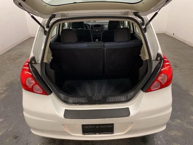 Used 2012 Nissan Versa SL image 24