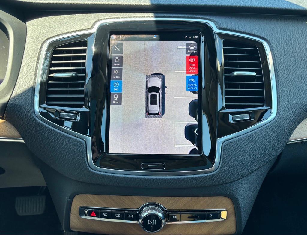 Certified 2023 Volvo XC90 B6 Plus w/ Protection Package AWD/4WD image 18