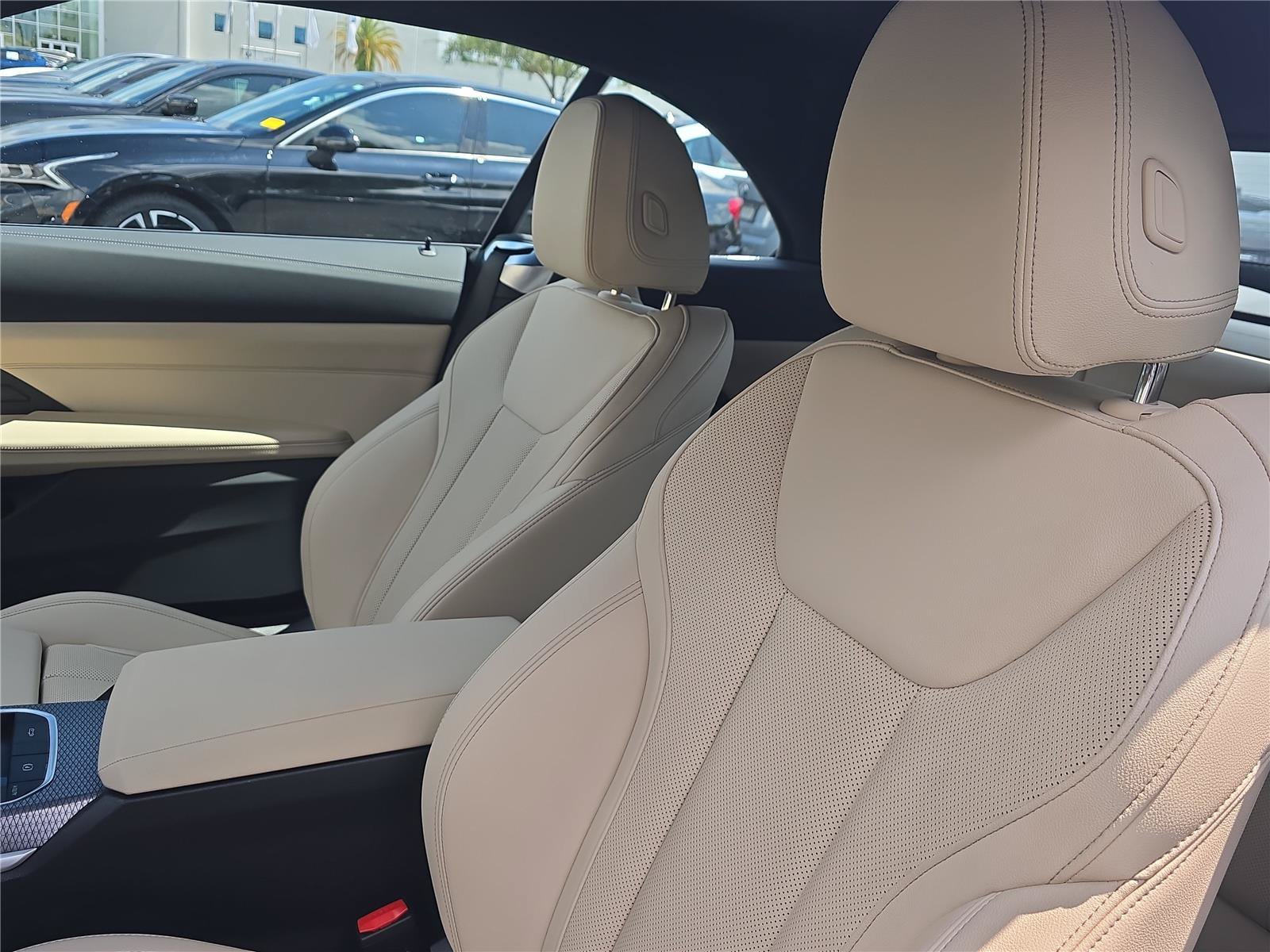 Used 2026 BMW M440i Convertible RWD image 14