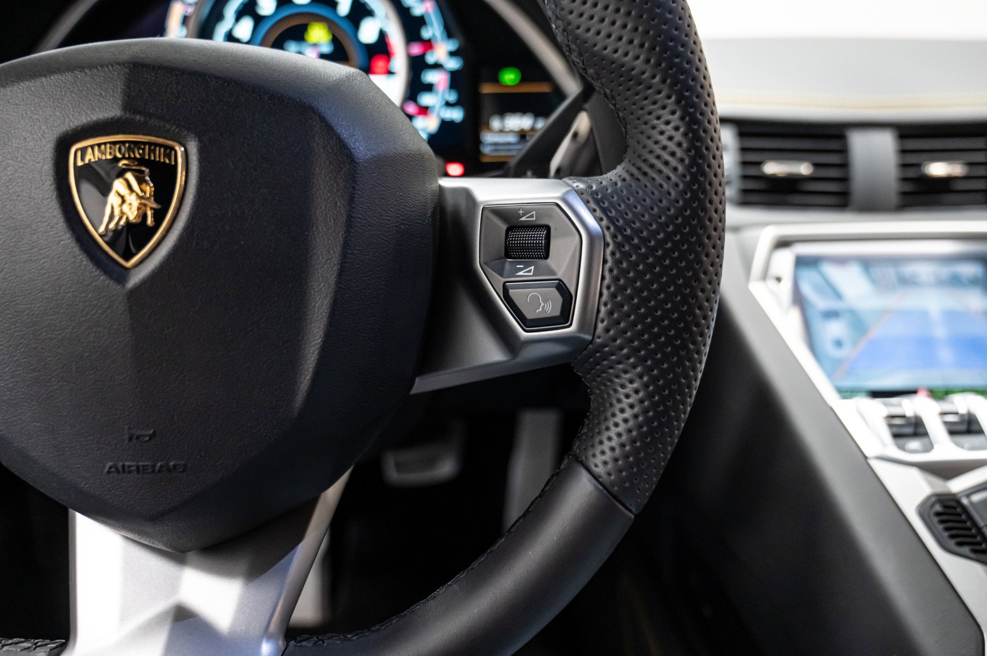 Used 2014 Lamborghini Aventador LP 700-4 image 41