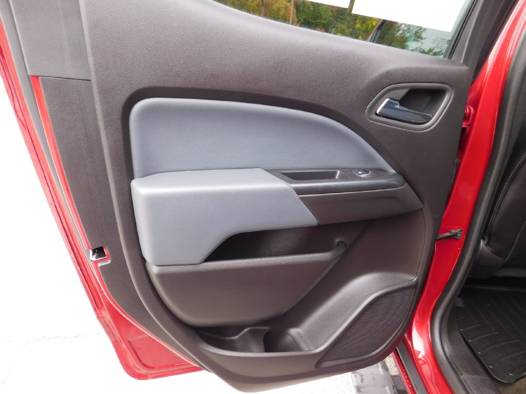 Used 2018 Chevrolet Colorado Z71 AWD/4WD image 15