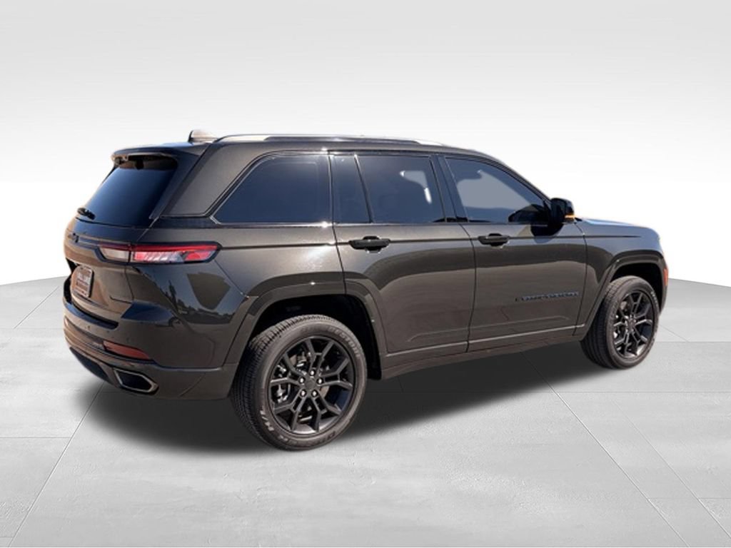 Used 2024 Jeep Grand Cherokee Limited 4xe AWD/4WD image 8