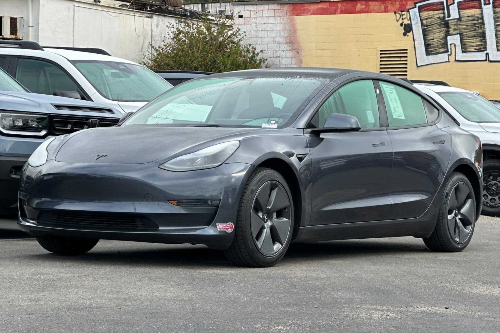 Used 2023 Tesla Model 3 Standard Range image 7