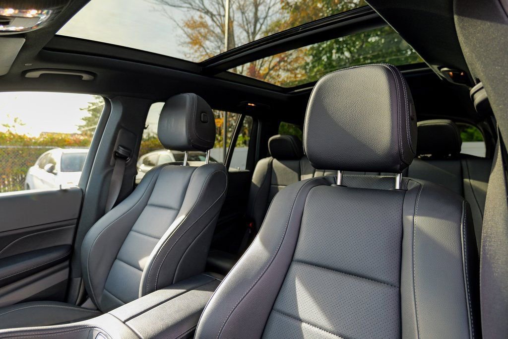 Used 2025 Mercedes-Benz GLS 450 4MATIC image 22