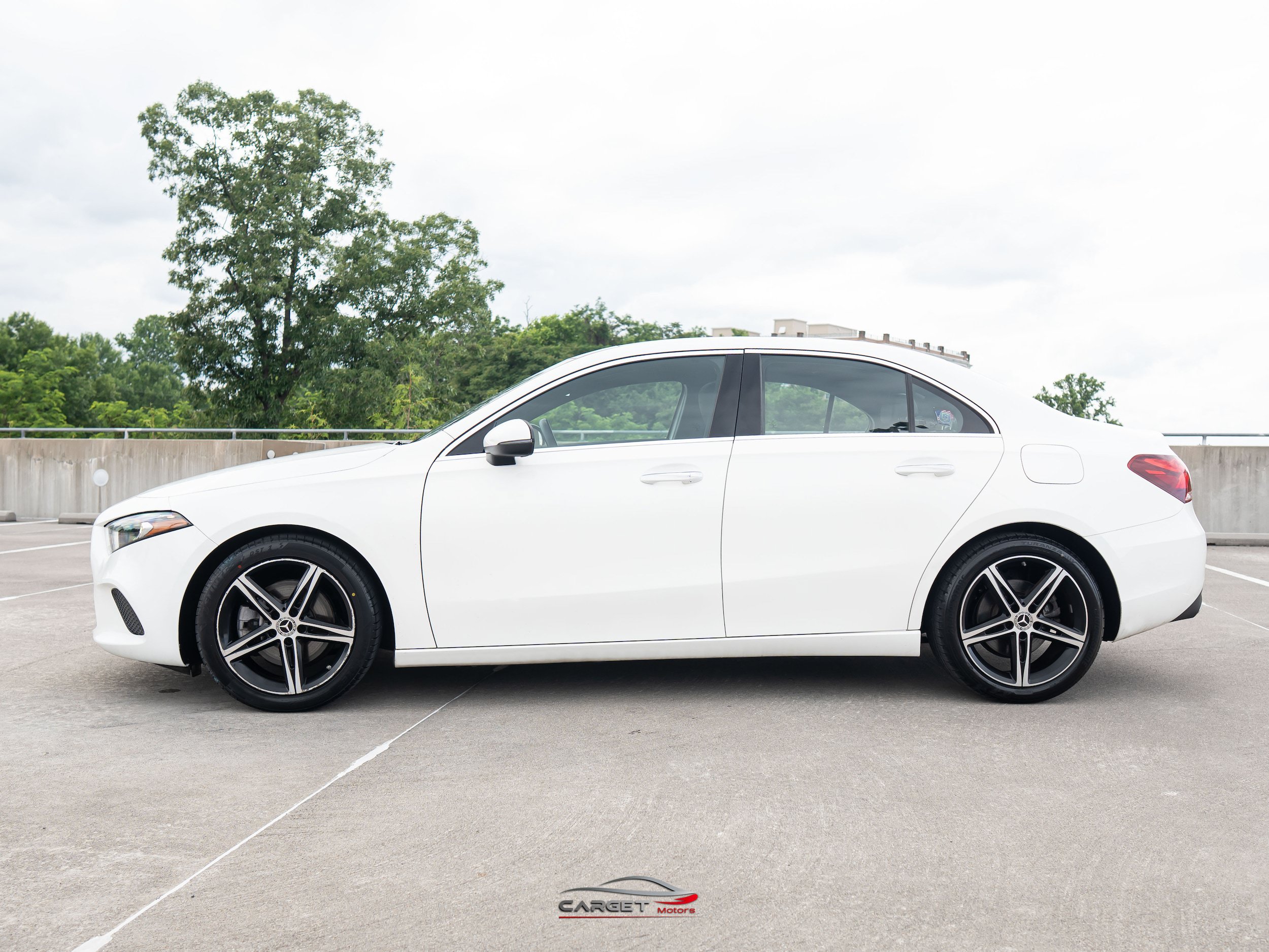Used 2022 Mercedes-Benz A 220 4MATIC w/ Premium Package Lite image 4