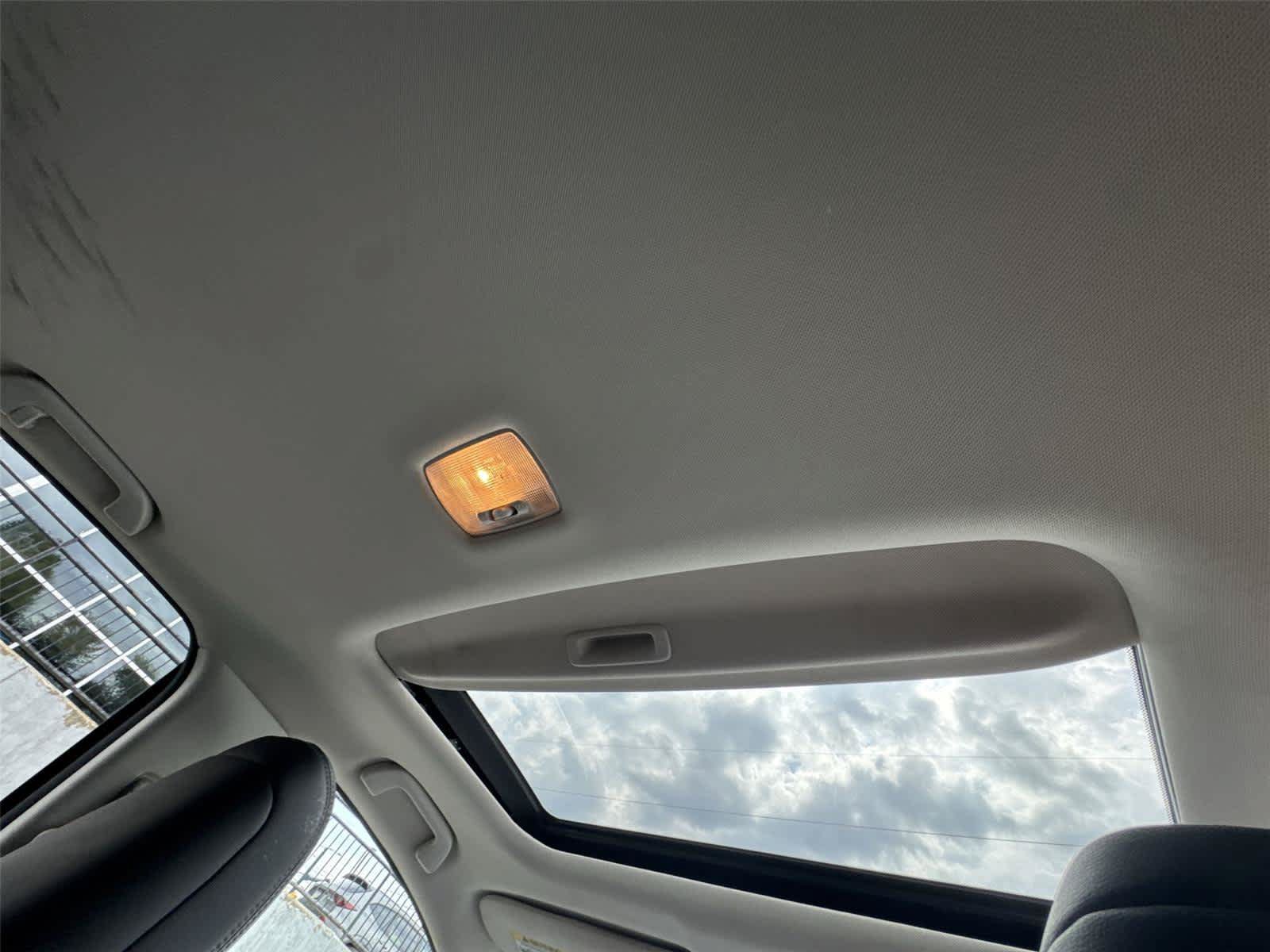 Used 2015 Honda CR-V EX-L image 16
