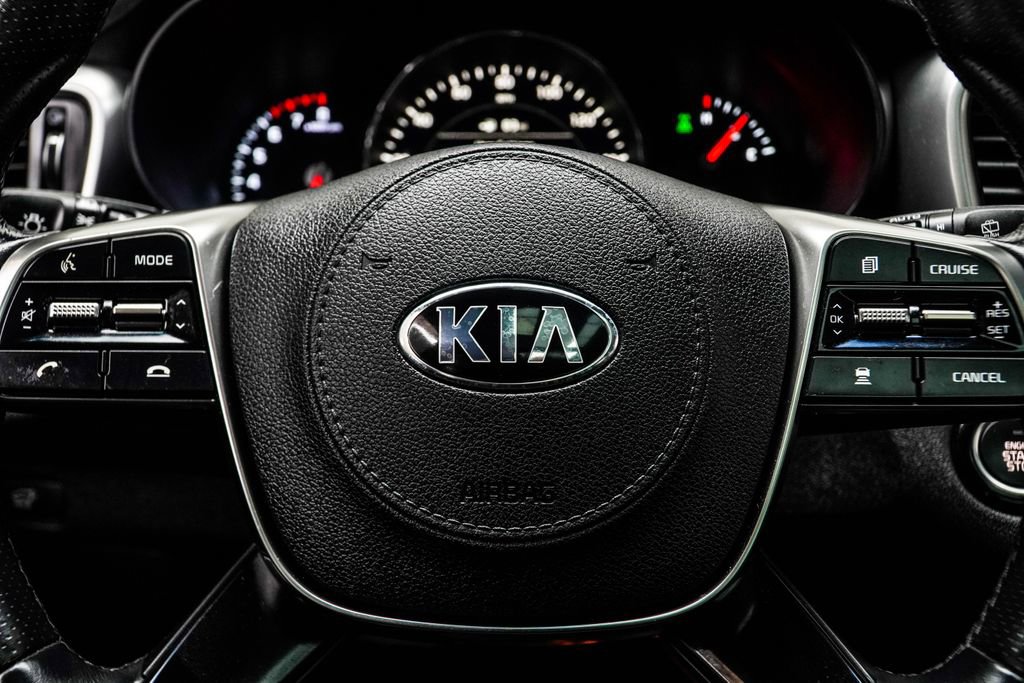 Used 2019 Kia Sorento SX image 31