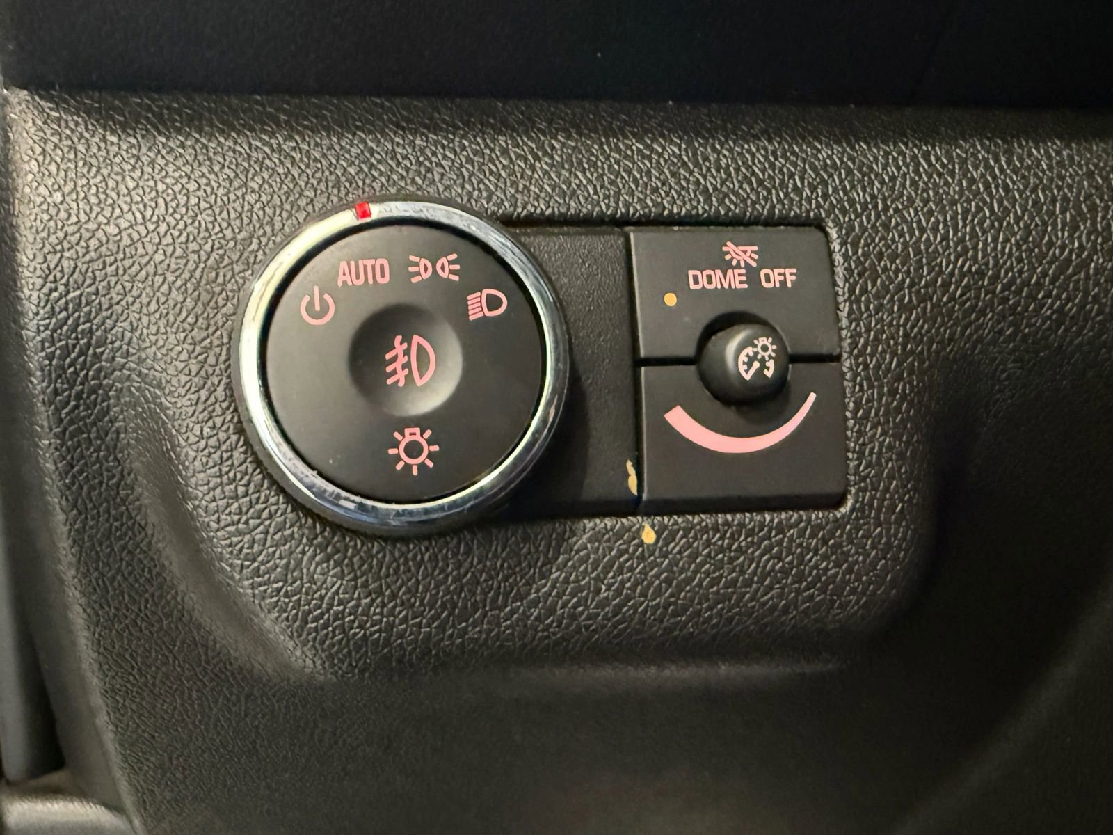 Used 2012 GMC Acadia SLT FWD image 25