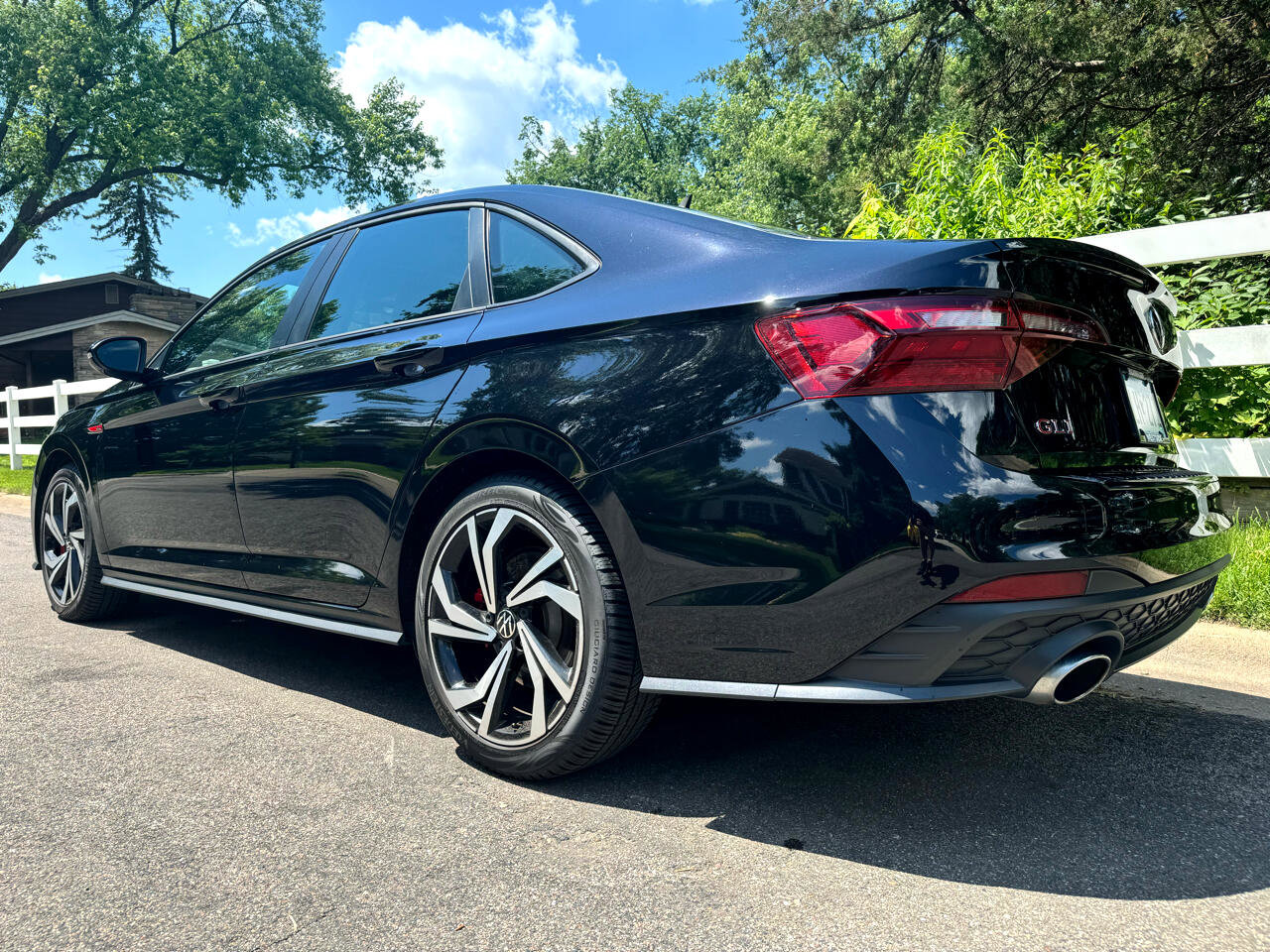 Used 2022 Volkswagen Jetta GLI Autobahn image 13