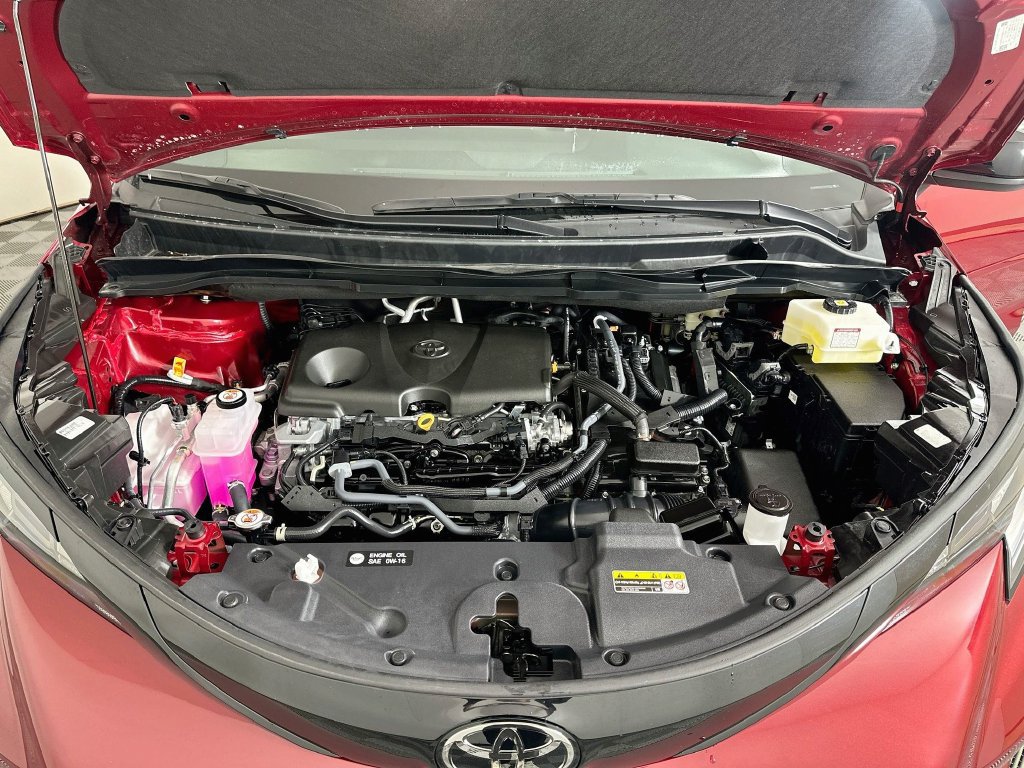 Certified 2026 Toyota Sienna XSE FWD image 31
