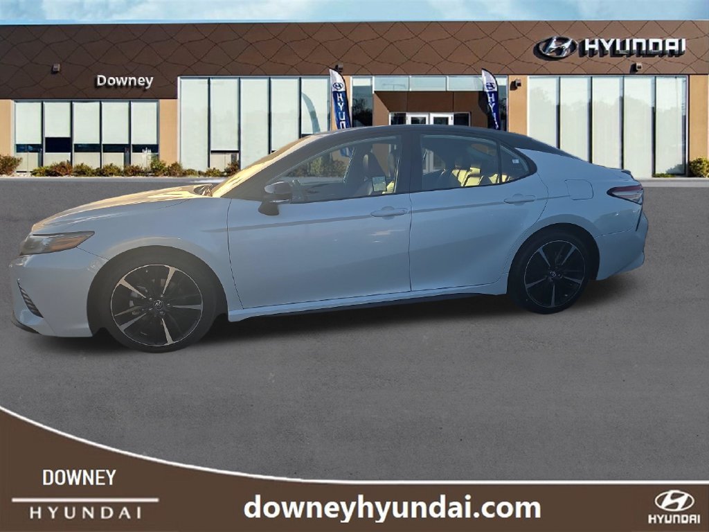 Used 2019 Toyota Camry XSE FWD image 2