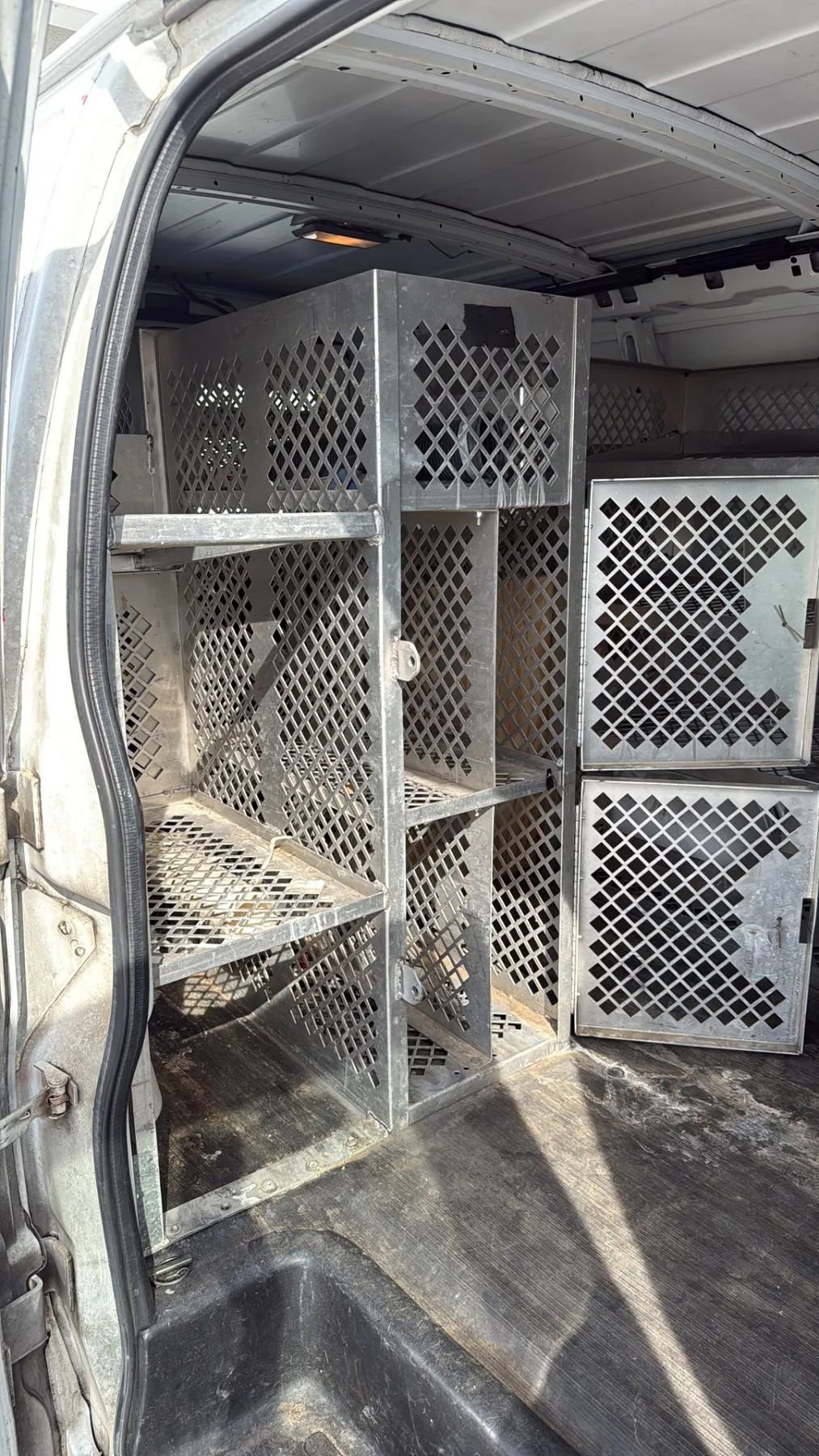 Used 2013 Chevrolet Express 2500 image 8