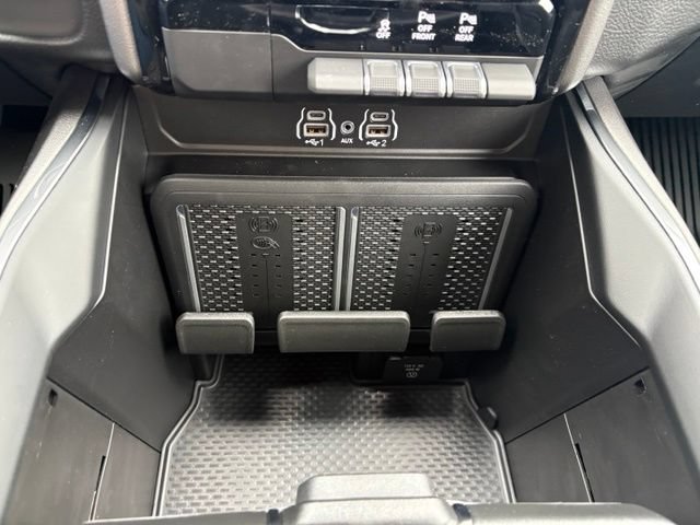 New 2027 RAM 1500 Laramie w/ Night Edition AWD/4WD image 32