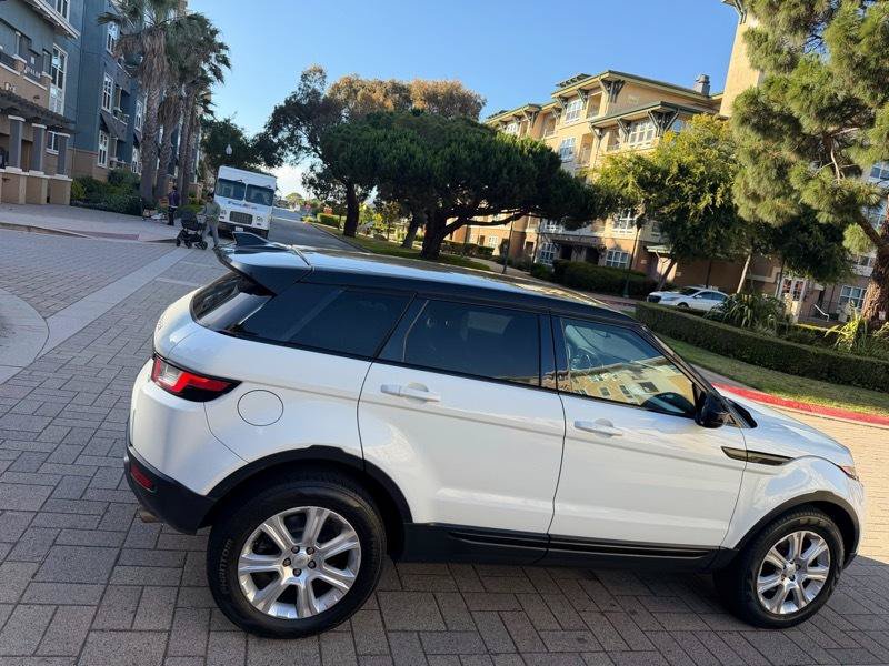 Used 2017 Land Rover Range Rover Evoque SE Premium AWD/4WD image 22