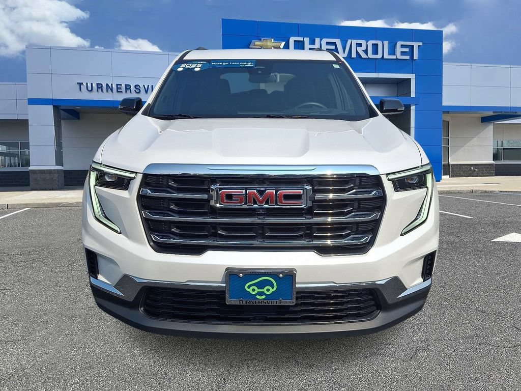 Certified 2025 GMC Acadia Elevation AWD/4WD image 2