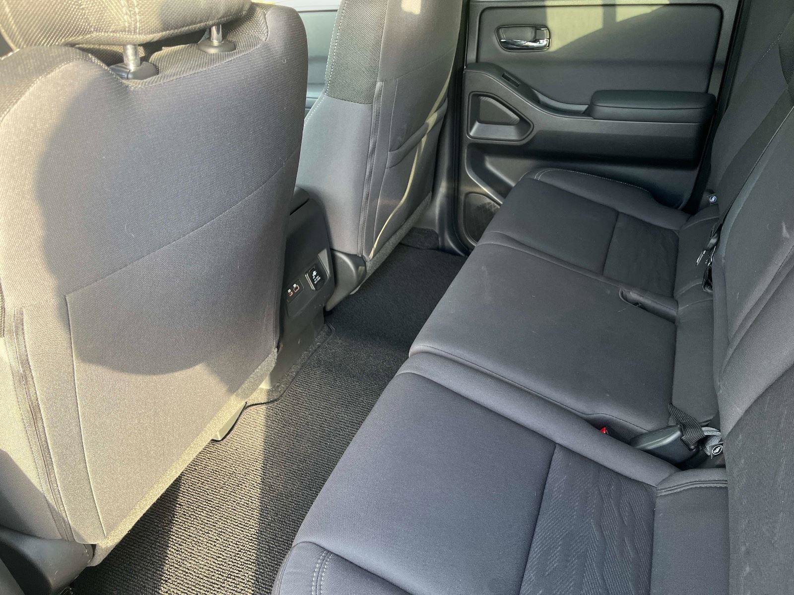 Certified 2023 Nissan Frontier SV w/ SV Convenience Package image 14