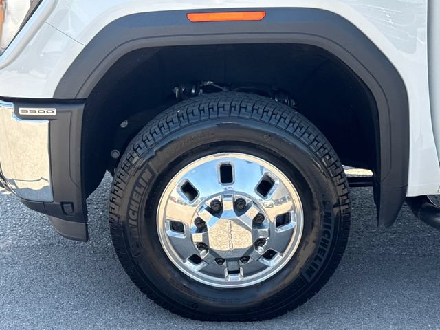 Used 2024 GMC Sierra 3500 Pro AWD/4WD image 24