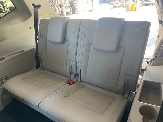 New 2025 Volkswagen Atlas SE image 19