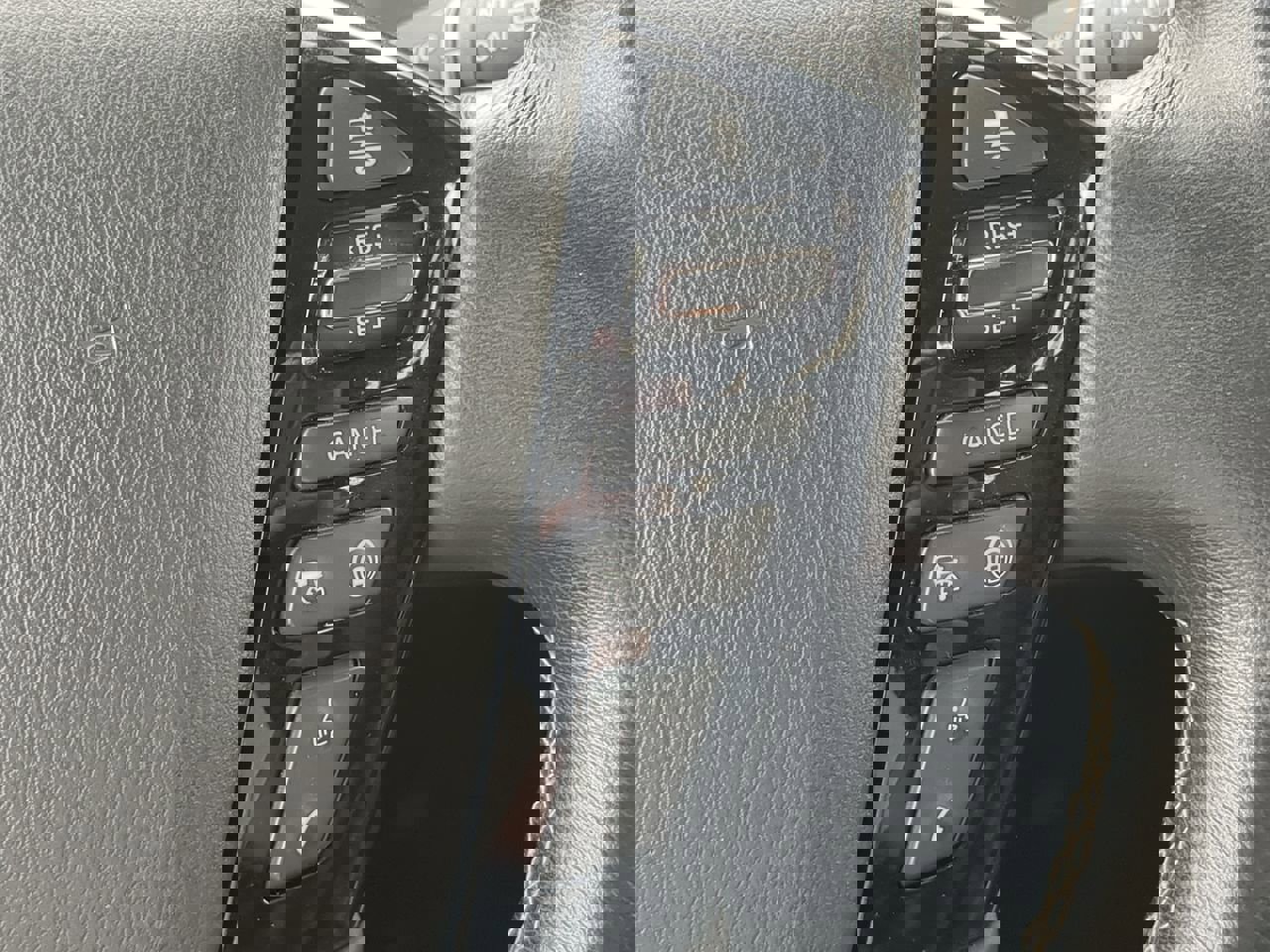 Used 2024 INFINITI QX80 Luxe image 32