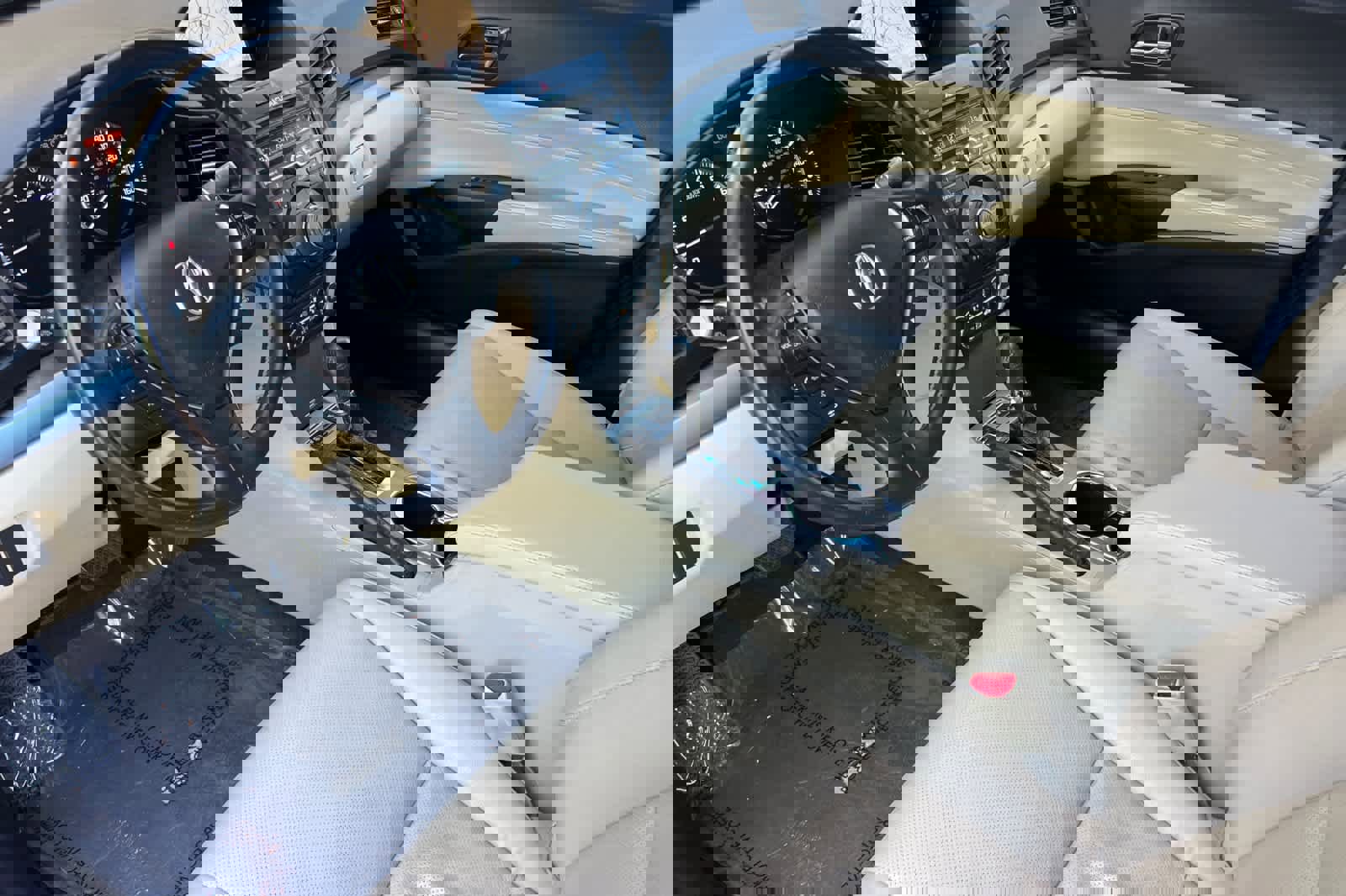 Used 2015 Acura ILX w/ Technology Package image 11