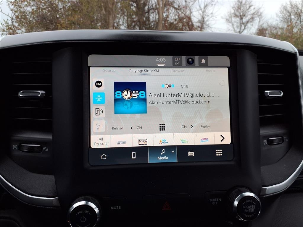 Used 2024 RAM 2500 Big Horn w/ Bed Utility Group image 7