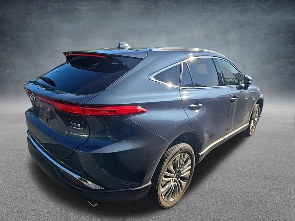 Used 2021 Toyota Venza XLE AWD/4WD image 8