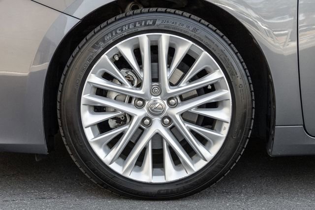 Used 2017 Lexus ES 350 w/ Luxury Package image 14