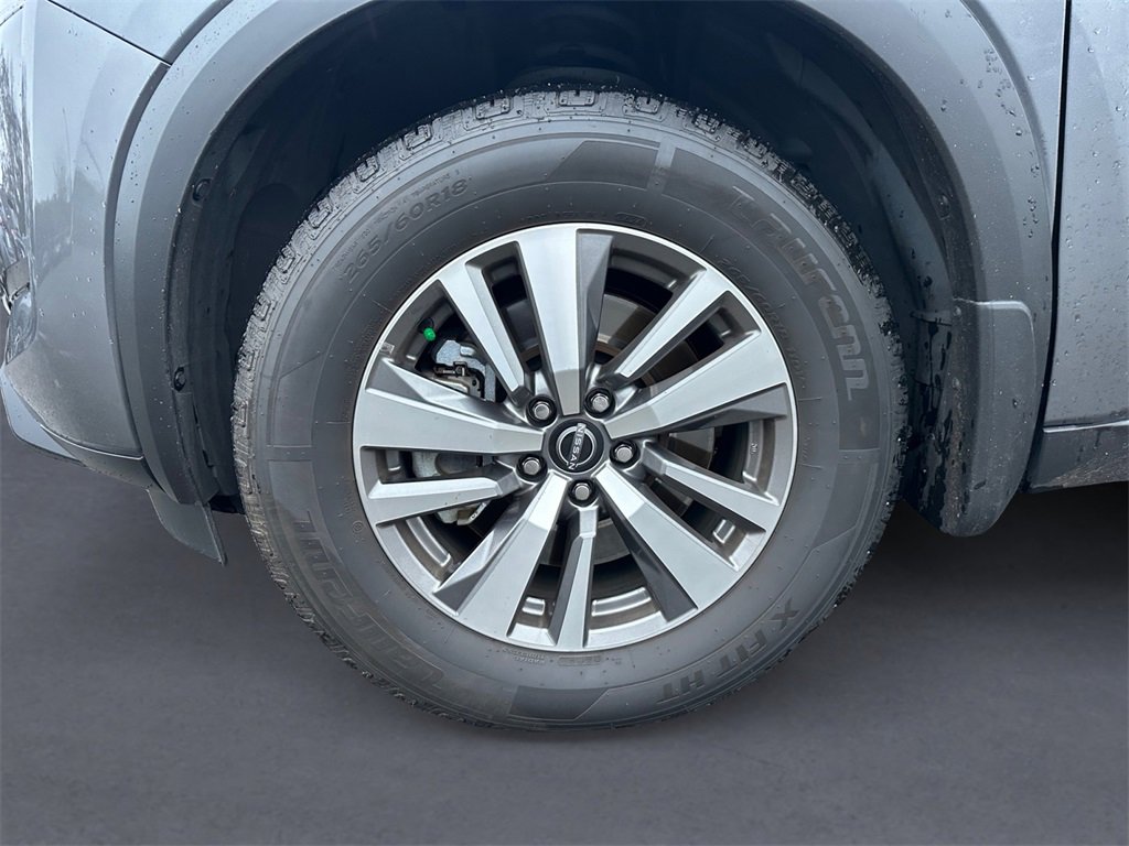 Used 2023 Nissan Pathfinder SL image 9