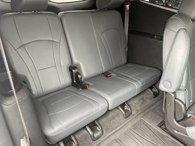 Used 2020 Buick Enclave Essence w/ Sound and Sites Package AWD/4WD image 37