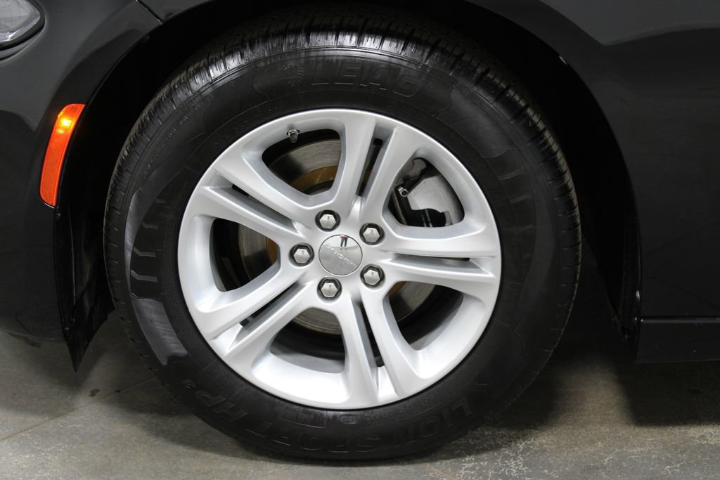 Used 2022 Dodge Charger SXT image 17