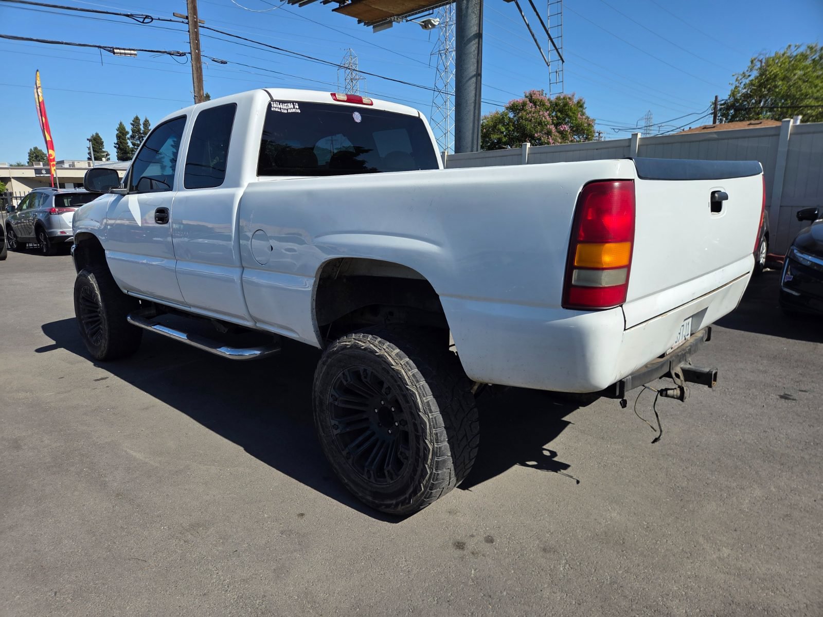 Used 1999 GMC Sierra 1500 4x4 Extended Cab w/ Off-Road Chassis Pkg image 2